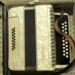 818 1109 ACCORDION